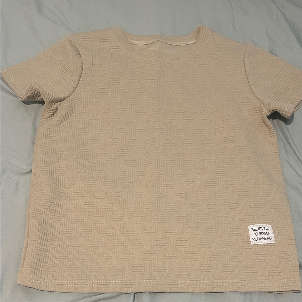 SHEIN Beige Textured Kids Tee